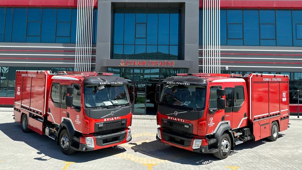 Volvo Trucks’tan Konya Büyükşehir Belediyesi İtfaiye Daire Başkanlığı’na İkinci Teslimat