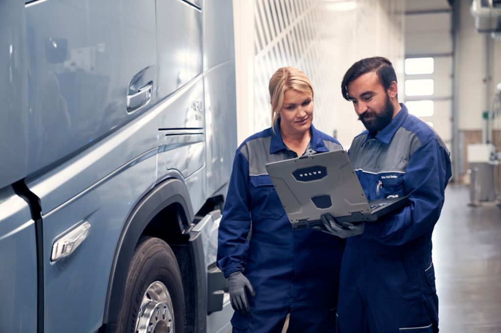 Heavy duty vehicle sector must adapt to embrace once-in-a-generation recruitment opportunity, Volvo Trucks study finds