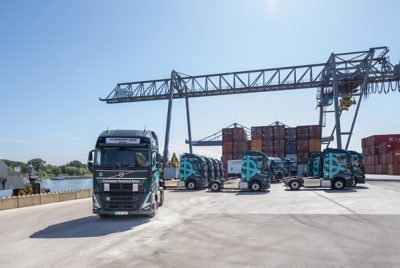Übergabe von Volvo Trucks an die Firma Am Zehnhoff-Söns