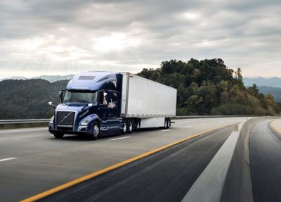 Volvo Trucks to Showcase VNR Electric 