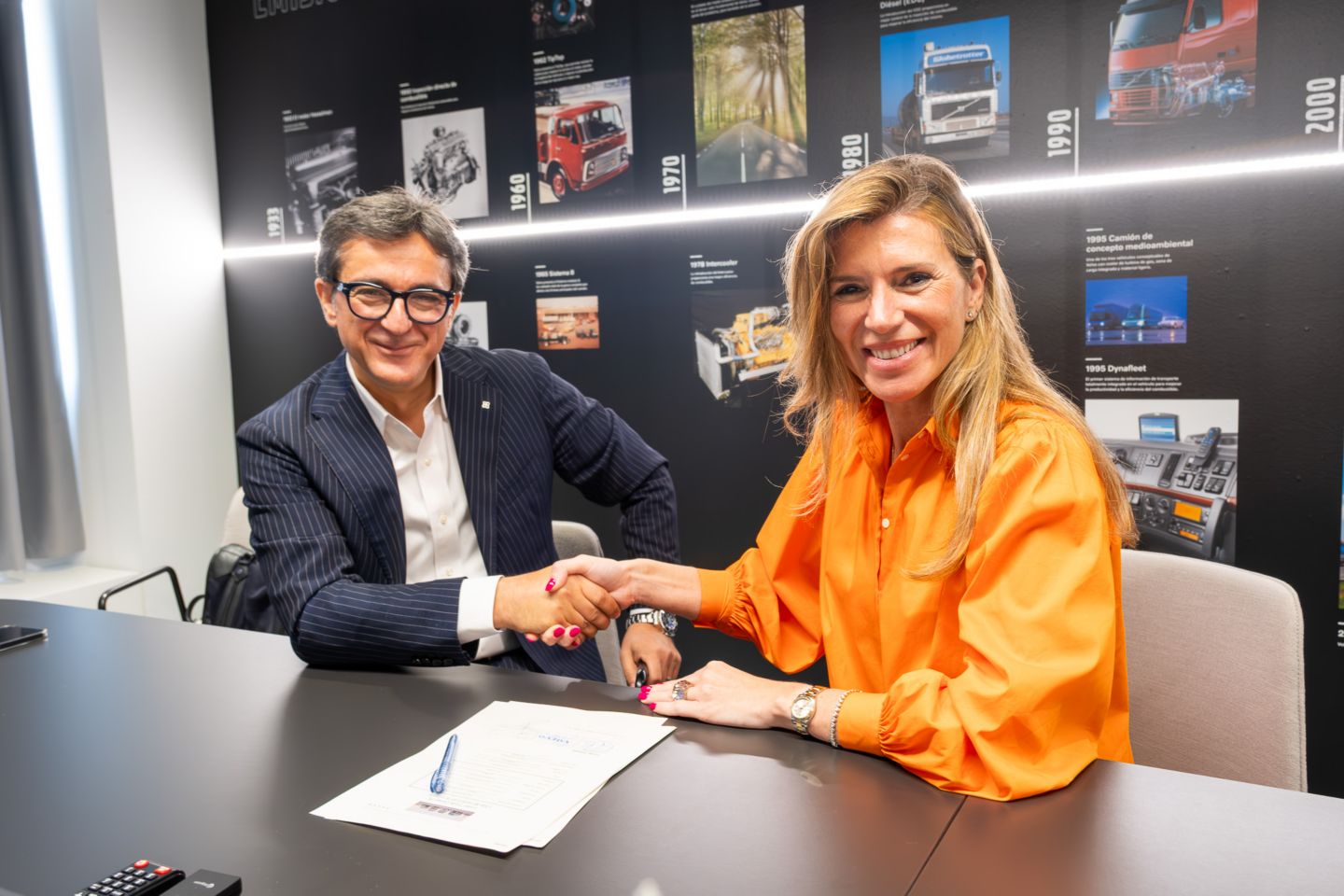 Volvo Trucks y Cemex colaboran en hormigonera eléctrica - Construcción  LatinoAmericana