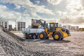 L90 Electric Wheel Loader
