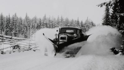 Volvo LV292C2LF brøytebil på oppdrag i Nord-Sverige i 1946. 