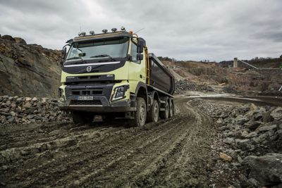 Оновлений Volvo FMX, 2015 рік