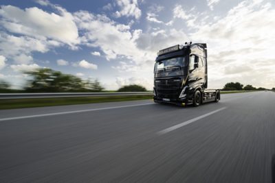 Volvo FH Electric als Swedish Metal Edition