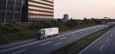 Vraag vrijblijvend een nieuwe Volvo FH-demo aan.