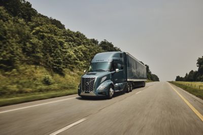 Volvo Trucks has secured an order for 80 Volvo VNLs from HayWay Logistics, marking the company’s first deployment of trucks in the United States. 