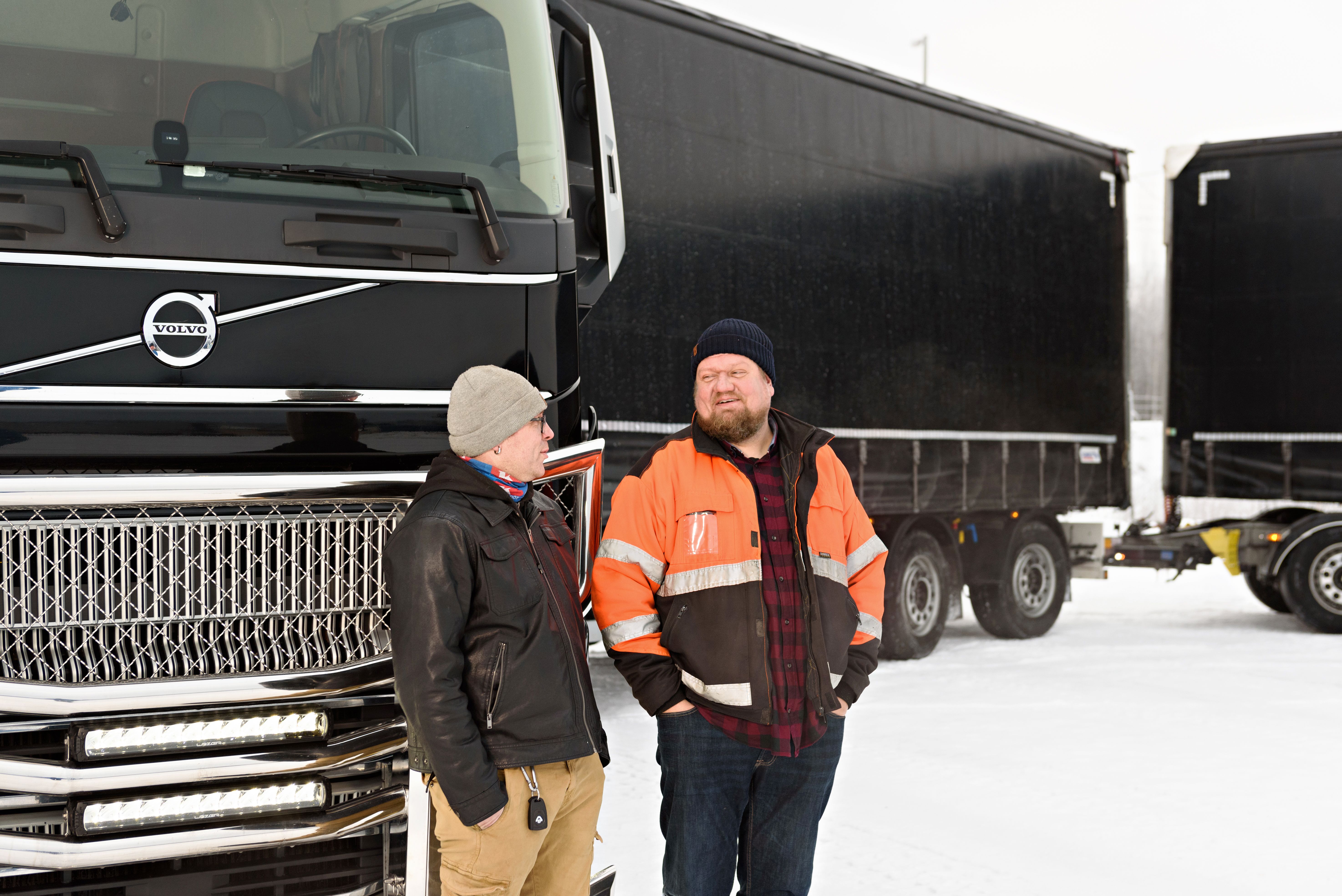 THA-Koneella hyvät kokemukset Volvo FH16 HCT -yhdistelmästä