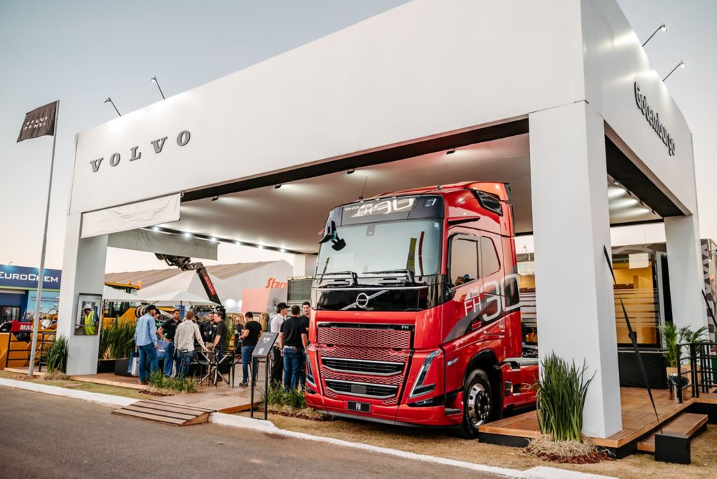 Volvo participa da Bahia Farm Show 2026, com soluções em transporte, máquinas e pós-venda para o agronegócio