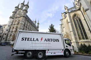 ATTENTION EDITORS - COVERAGE REQUESTED TO BELGA BY AB INBEV - EDITORIAL USE ONLY - Illustration picture shows the presentation of the first Belgian e-truck delivering AB Inbev beer in Leuven, Tuesday 08 December 2020.
BELGA PHOTO ERIC LALMAND