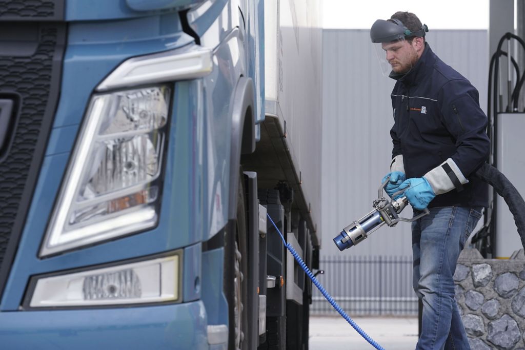 Thijs Koks - chauffeur bij Kivits Drunen - over LNG: “Wie zegt dat gas is om op te koken, heeft nog niet op deze truck gereden”