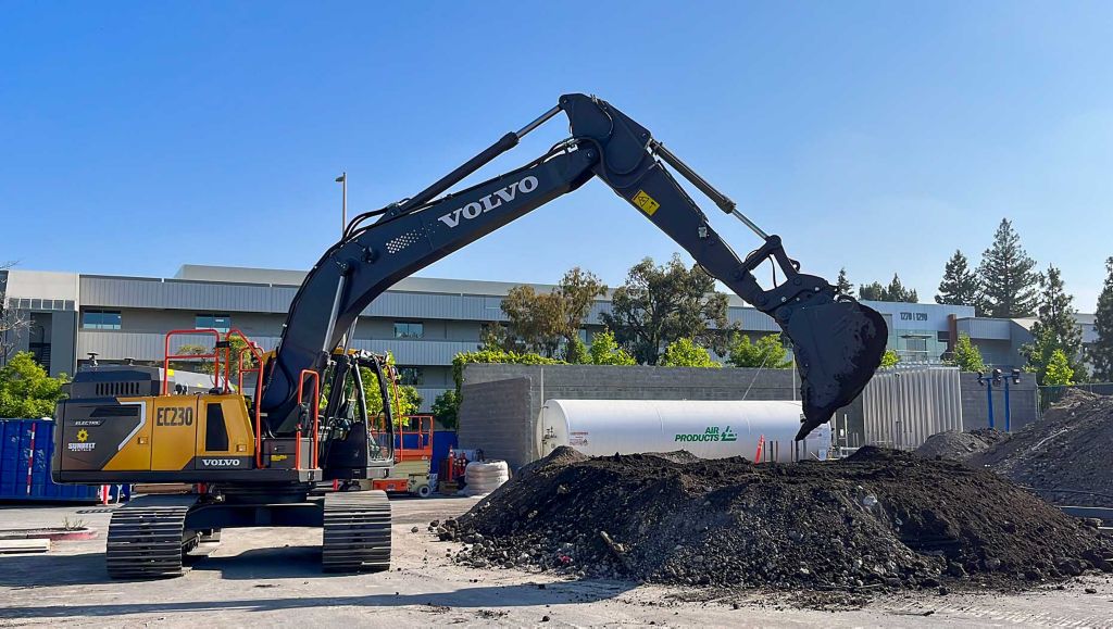 Major construction company tests one of the largest electric machines