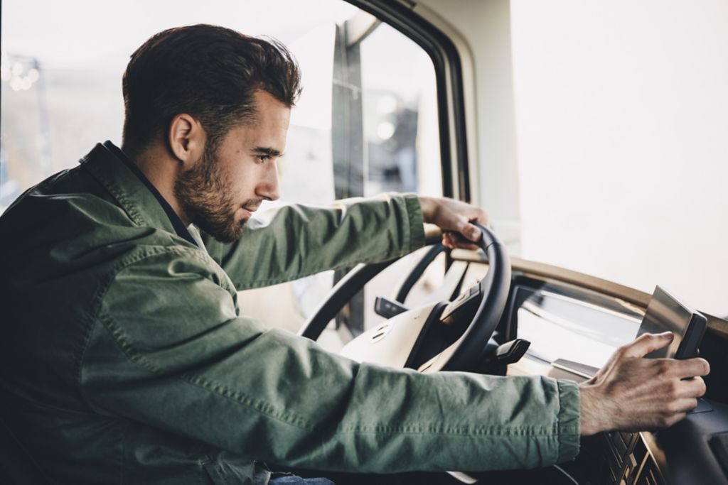 How corporate and startup collaboration made compliance a smooth ride for truckers