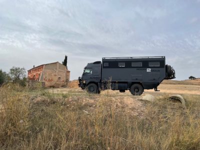 De wereld over in een Volvo FMX 4x4-expeditietruck