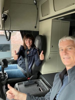 De wereld over in een Volvo FMX 4x4-expeditietruck