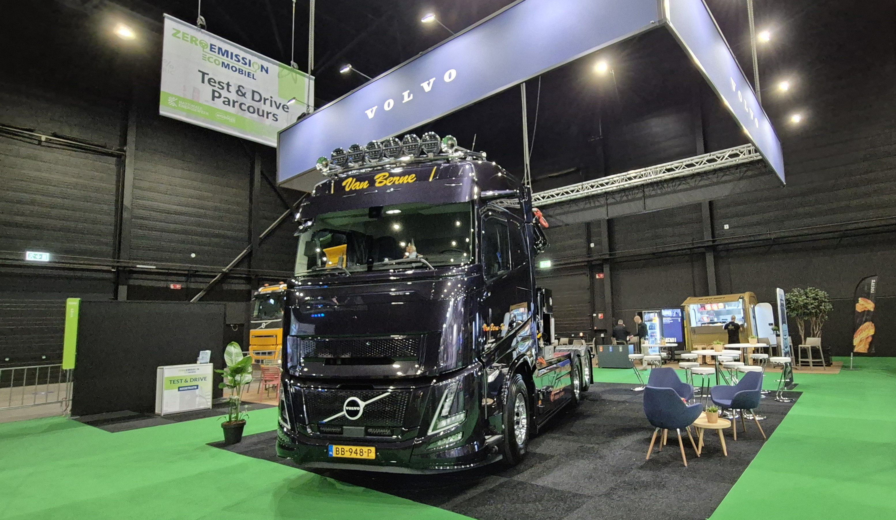 Praktijkervaringen en pionierschap van Volvo Trucks op het podium bij Zero Emission | Ecomobiel 2025 