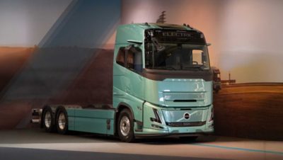 Elektrisk jämnlastbil med 80 tons bruttovikt med längre räckvidd