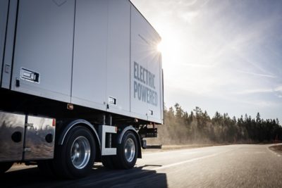 A majority of regional transports within the EU is by truck. Increased use of electric vehicles for regional distribution would result in significant climate gains, providing that the electricity is fossil-free.