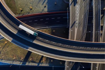 Volvo FH Electric driving over a bridge