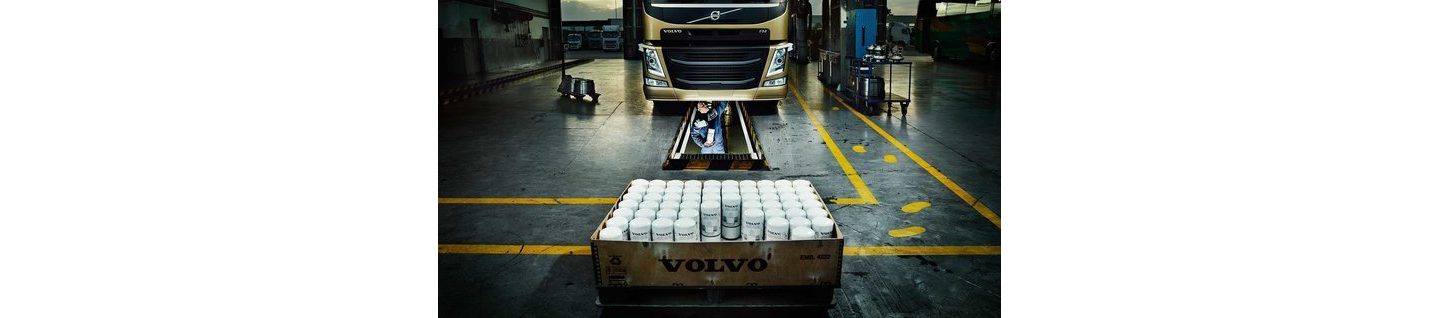 MIKSI AITO VOLVO VARAOSA ASENNETTUNA VOLVOLLA?