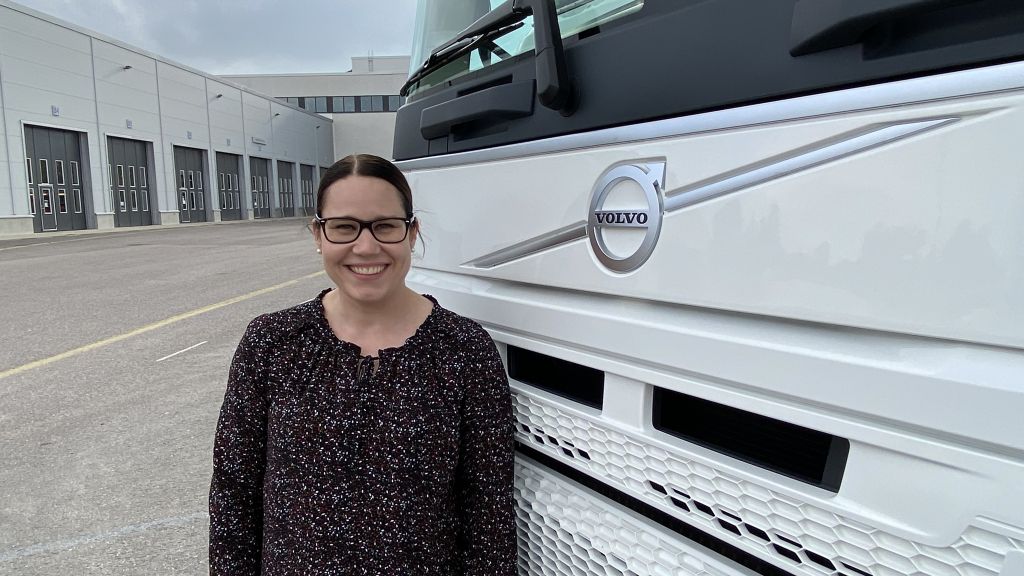 Volvo Trucks Suomen Marketing Communications & PR Manager on Nina Uschanov