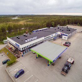 Kuorma-automyynti, -huolto ja -korjaamo Kuusamossa
