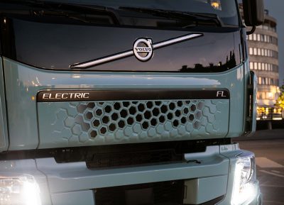 The Volvo FL powertrain can be tailored for specific needs and conditions.