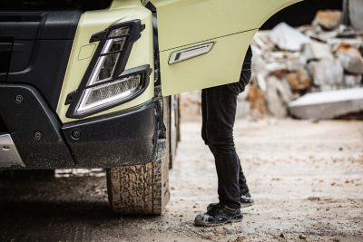 The heavy-duty bumper makes your truck fit for tough use.