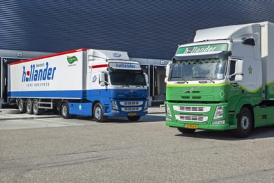 Hollander, Barendrecht, Volvo FM in kleurstelling :â  90 jaarâ  .