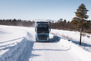 Volvo Trucks teste des camions électriques à hydrogène sur la voie publique