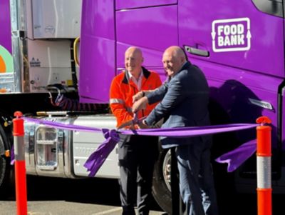 LR: John Robertson CEO of Foodbank NSW & ACT, The Honorable David Harris MP