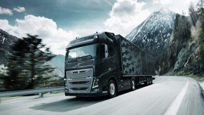 Volvo FH 16 insurance on road