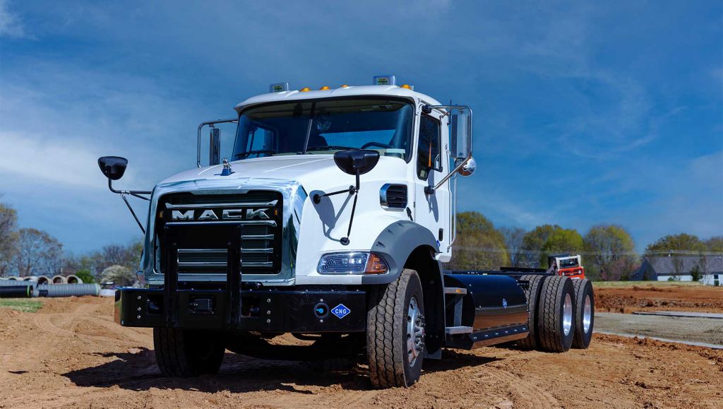 Mack® Granite® CNG Debuts at 2023 WasteExpo