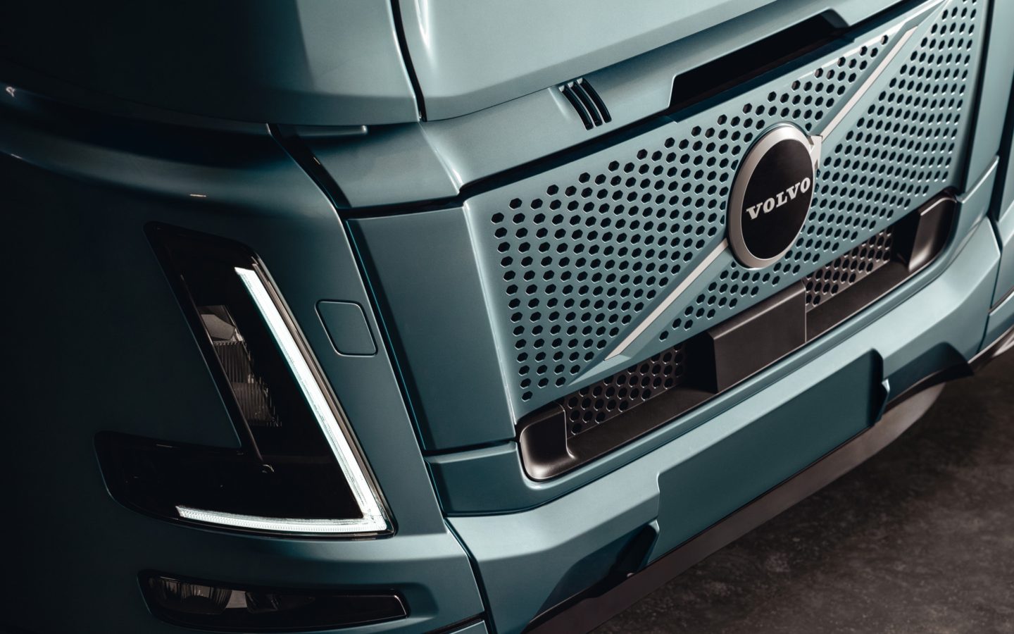 Volvo Trucks Kazakhstan