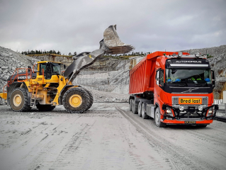 Volvo Autonomous FH truck in mining 