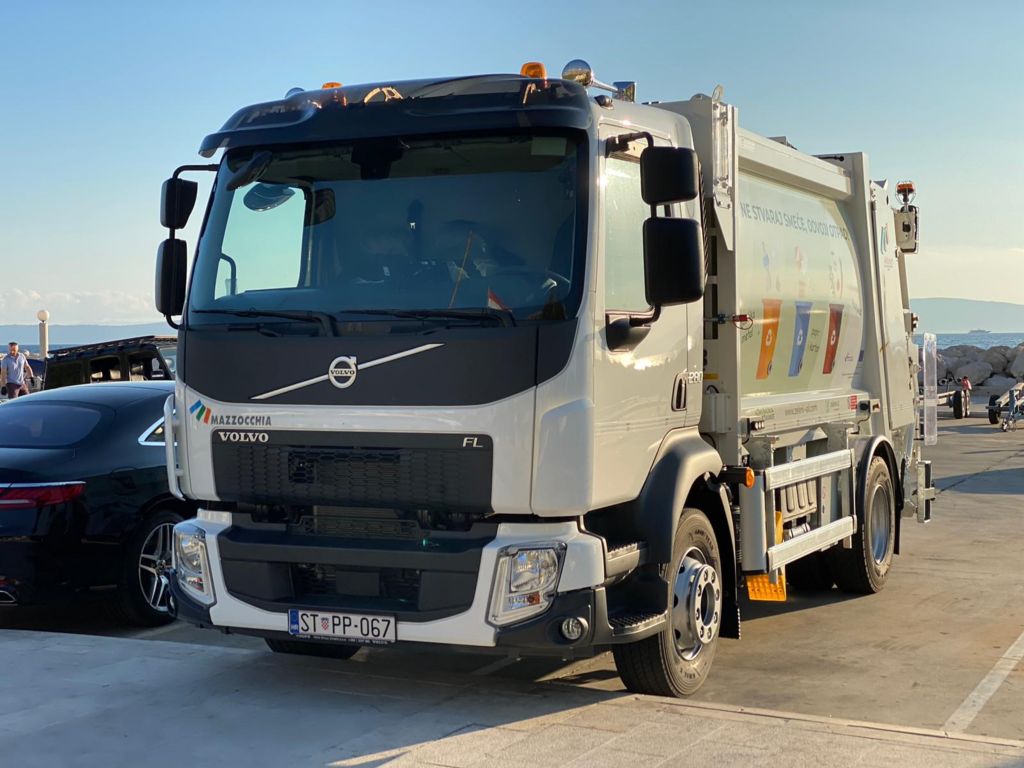 Isporučen novi Volvo FL za Komunalno održavanje Ploče 