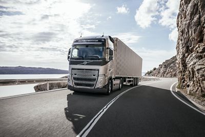 Volvo Trucks' I-Shift er 20 år gammel og sætter stadig den globale standard for automatiske transmissioner til krævende anvendelser.