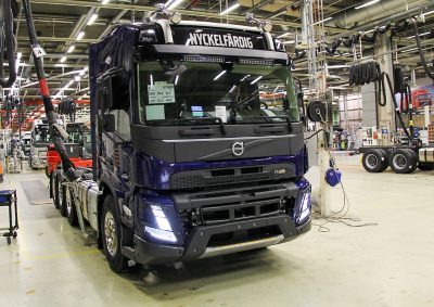 serieproductie vannieuwe Volvo trucks