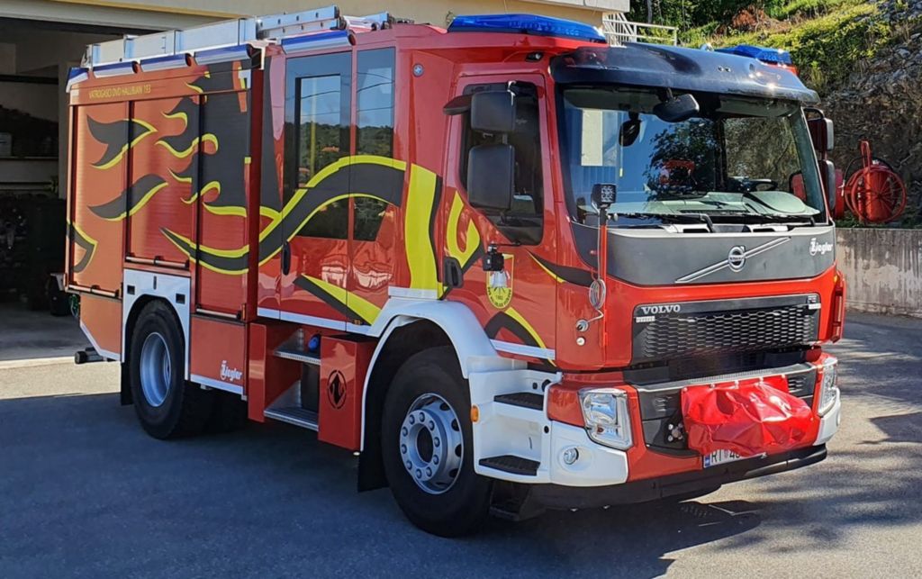 Novi Volvo FE za dobrovoljno vatrogasno društvo Halubjan iz Viškova 