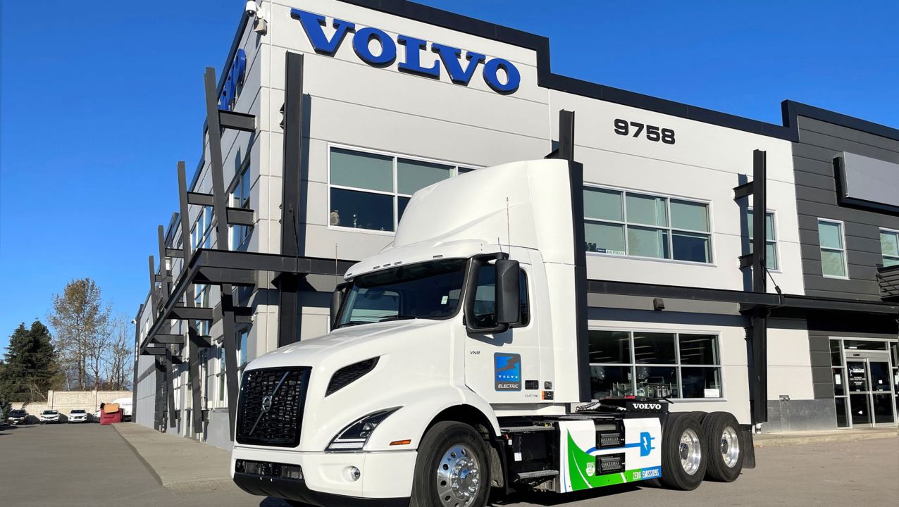 Pacific Coast Heavy Truck Group Becomes First Volvo Trucks Certified EV Dealer in British Columbia, Canada
