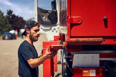 Naar de contactpagina van Volvo Group Truck Center