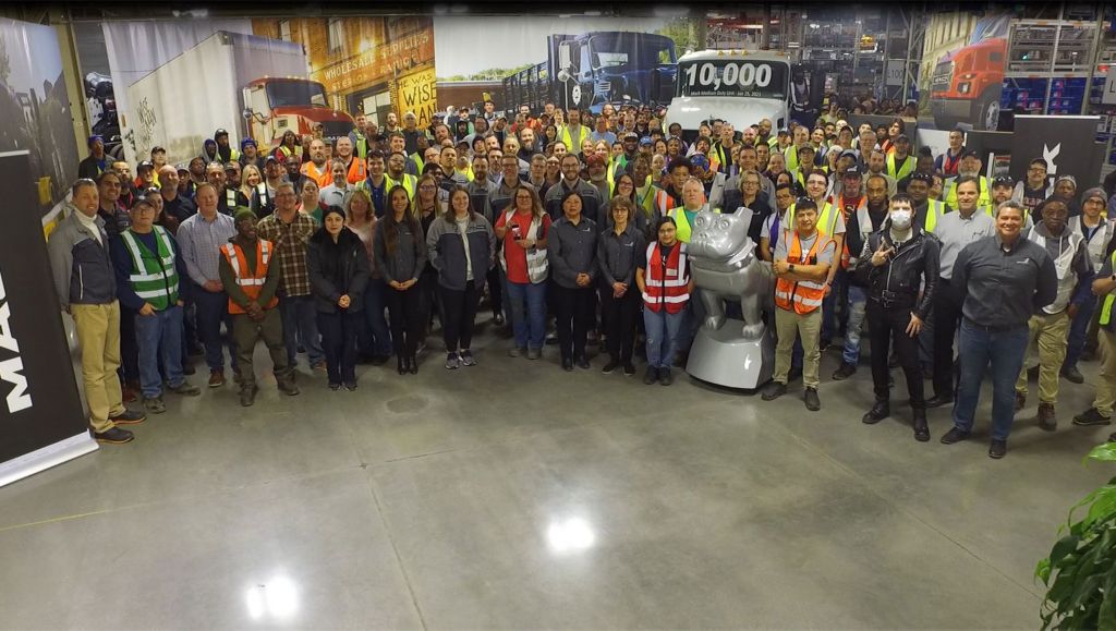 Mack Trucks Produces 10,000th Mack® MD Series truck at Roanoke Valley Operations (RVO)