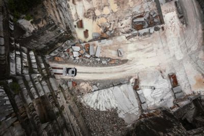 Mining and quarry trucks