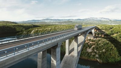 Volvo Trucks offer gas-powered vehicles for lower emissions i many transport segments.