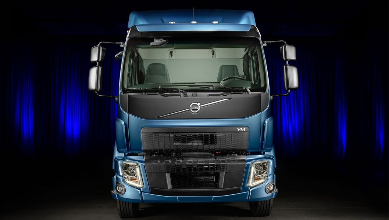 Volvo inicia la preventa de la nueva versión de la línea de camiones semipesados VM