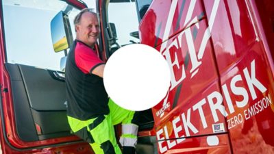 Film om sjåfør i Forset Grus og hans elektriske Volvo-lastebil