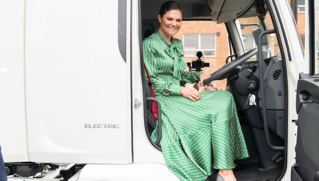 Her Royal Highness, Crown Princess Victoria of Sweden behind the wheel of the Volvo FE Electric on display at the ANU Campus in Canberra. (Photo credit: Tracey Nearmy/ANU)