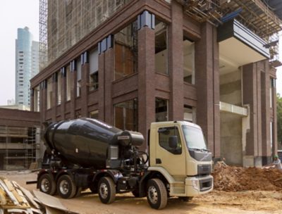 Caminhão Volvo Mixer