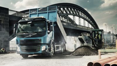 The Electronic Control System of the Volvo FE