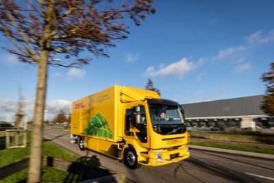 AMSTERDAM - De nieuwe electrische Volvo bakwages van DHL . Foto: Diederik van der Laan / Dutch Photo Agency